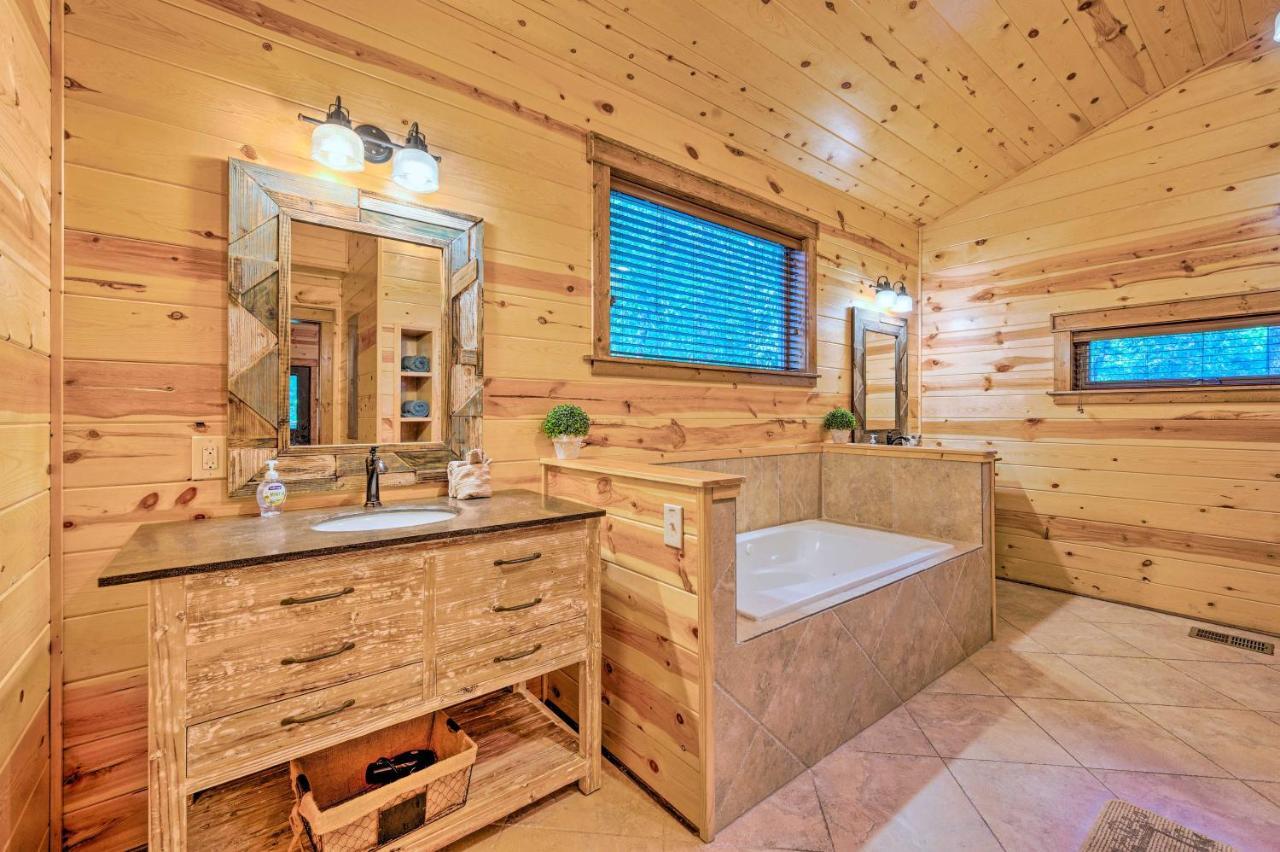 Creekside Broken Bow Cabin With Hot Tub And Fire Pit! Stephens Gap Eksteriør bilde