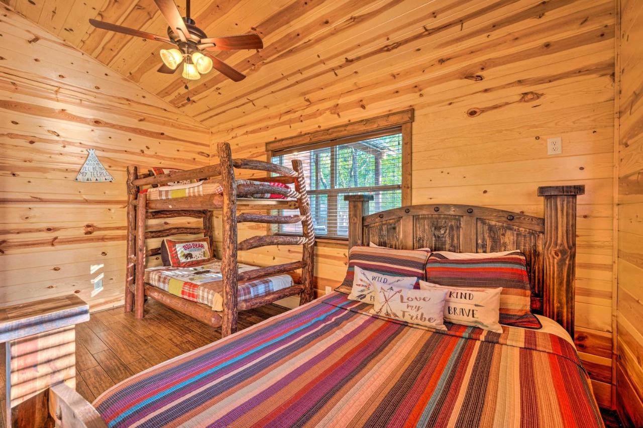 Creekside Broken Bow Cabin With Hot Tub And Fire Pit! Stephens Gap Eksteriør bilde
